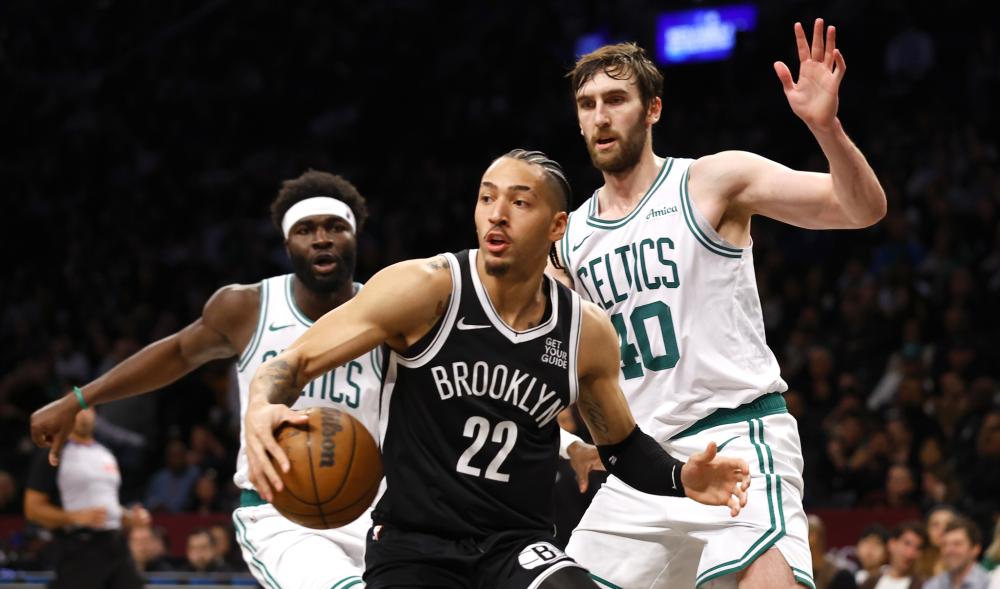 眼前困难的 眼前困难的