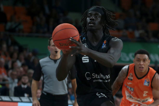 对于洛佩斯 对于洛佩斯